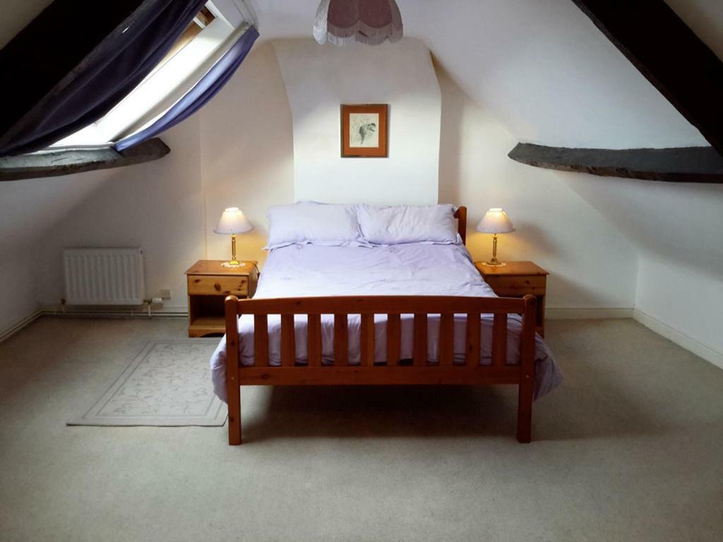 Lupine Cottage Уитби Екстериор снимка