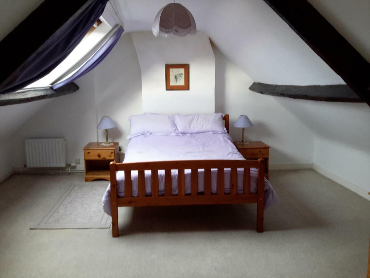 Lupine Cottage Уитби Екстериор снимка